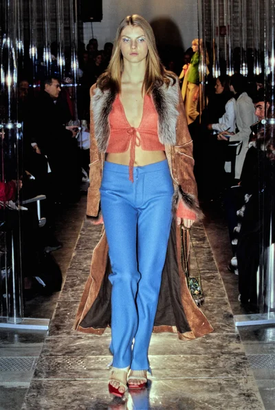 Look 16